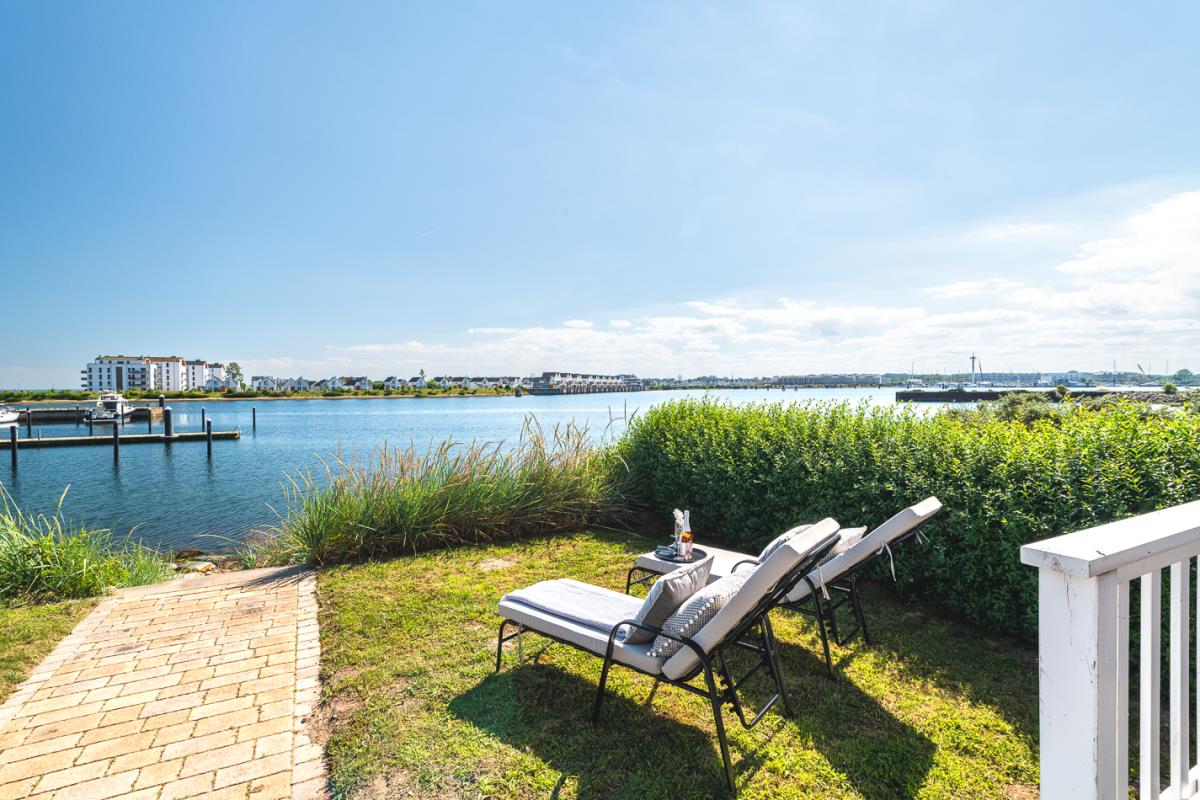 Dockside - Terrasse mit Wasserblick