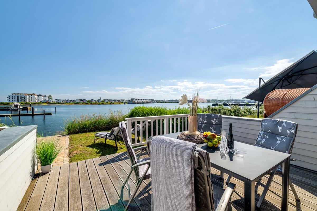 Dockside - Terrasse mit Wasserblick