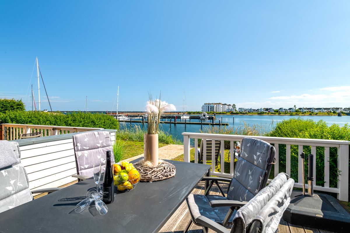 Dockside - Terrasse mit Wasserblick